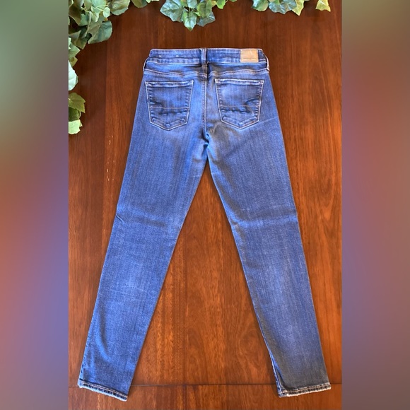 Women’s Blue Super Stretch Skinny Jeans Size 4 Regular - Picture 2 of 3